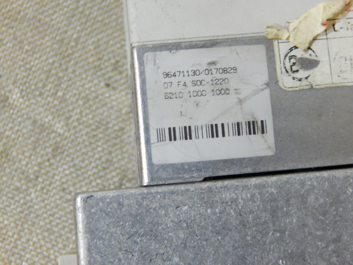 KEB Combivert F4  07.F4.S0C-1220 Frequency Drive Inverter 0,75kW used