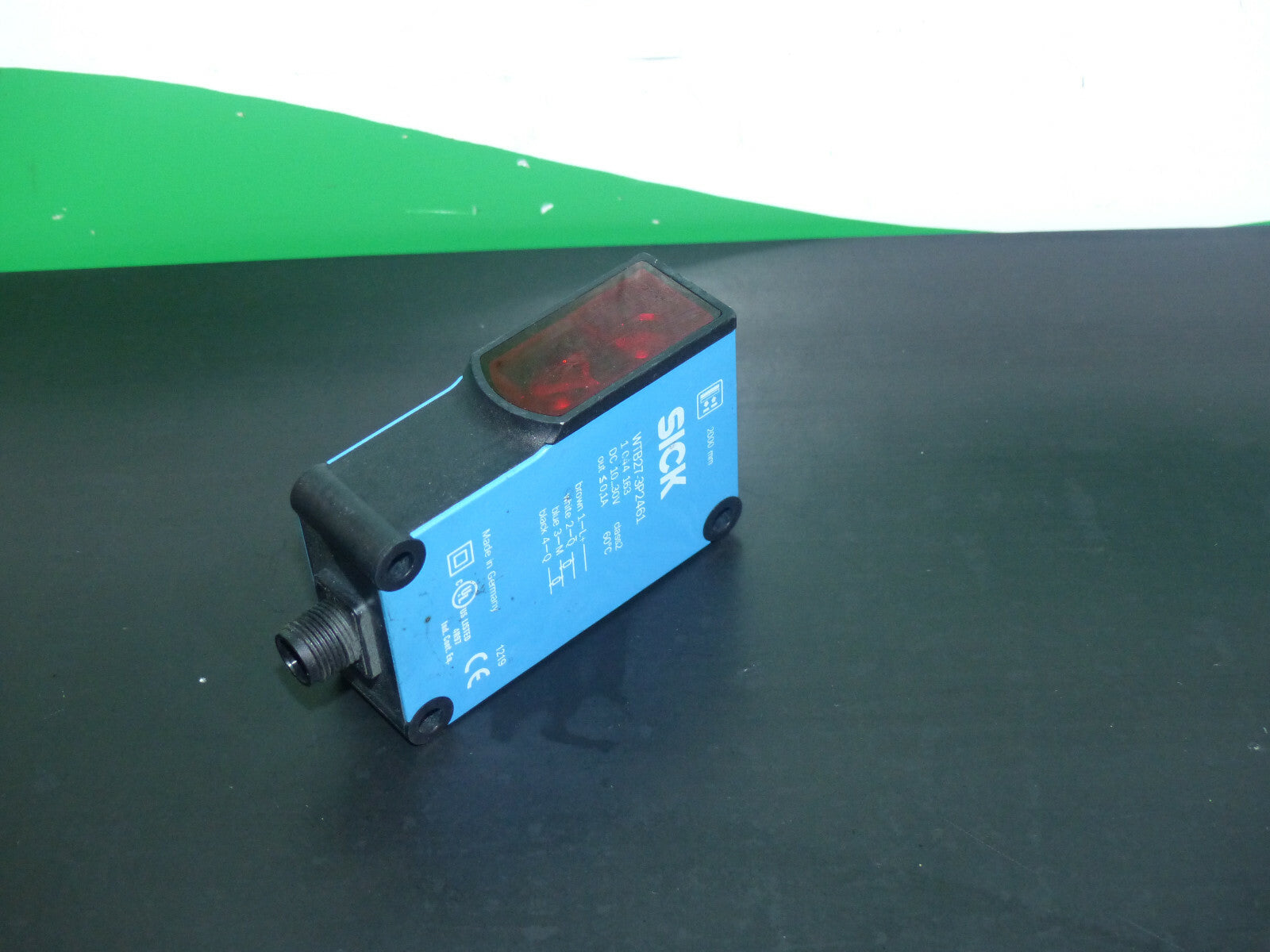 2x Sick WTB27-3P2461