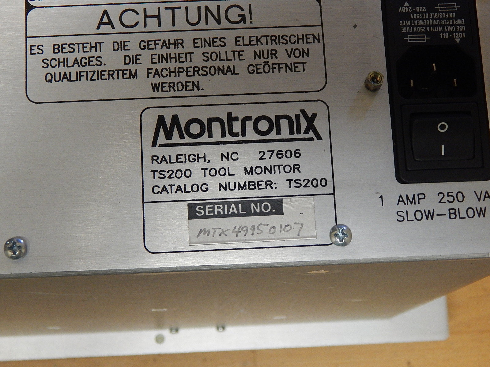 Montronix  ARTIS TOOL- MONITOR  TS200 s.Bitte Bilder  Used
