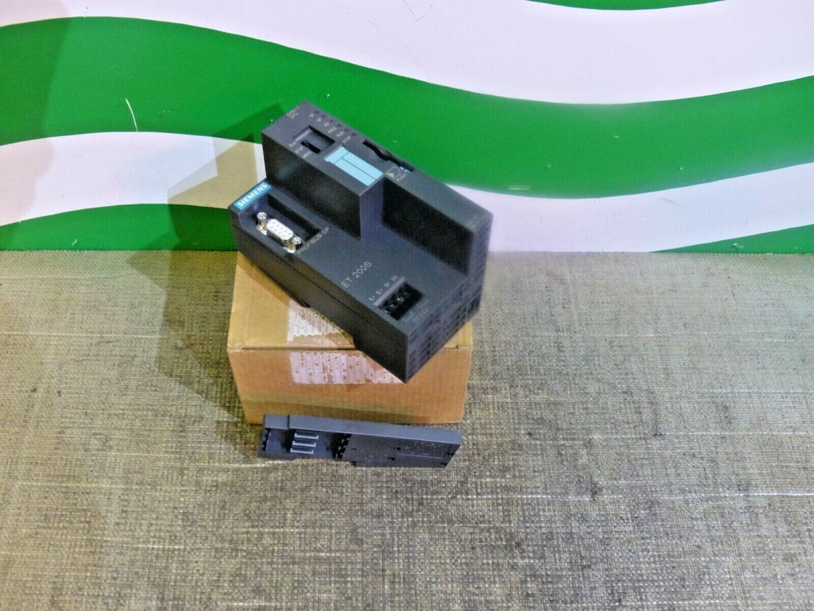 Siemens 6ES7 151-7AA10-0AB0 / 6ES7151-7AA10-0AB0 s. Bilder