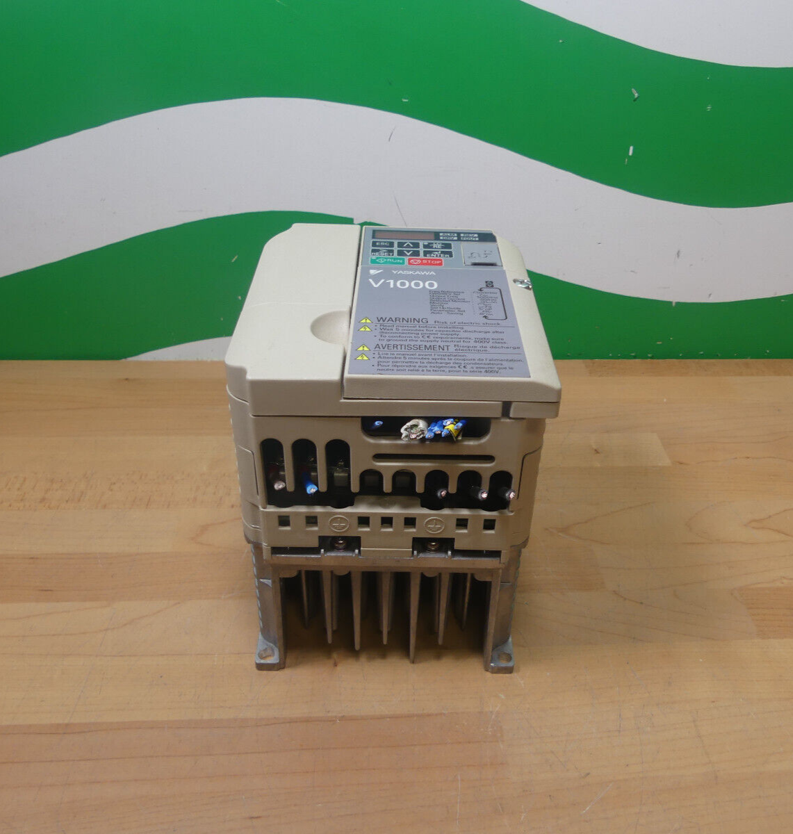 YASKAWA V1000 CIMR-VCBA0006BAA