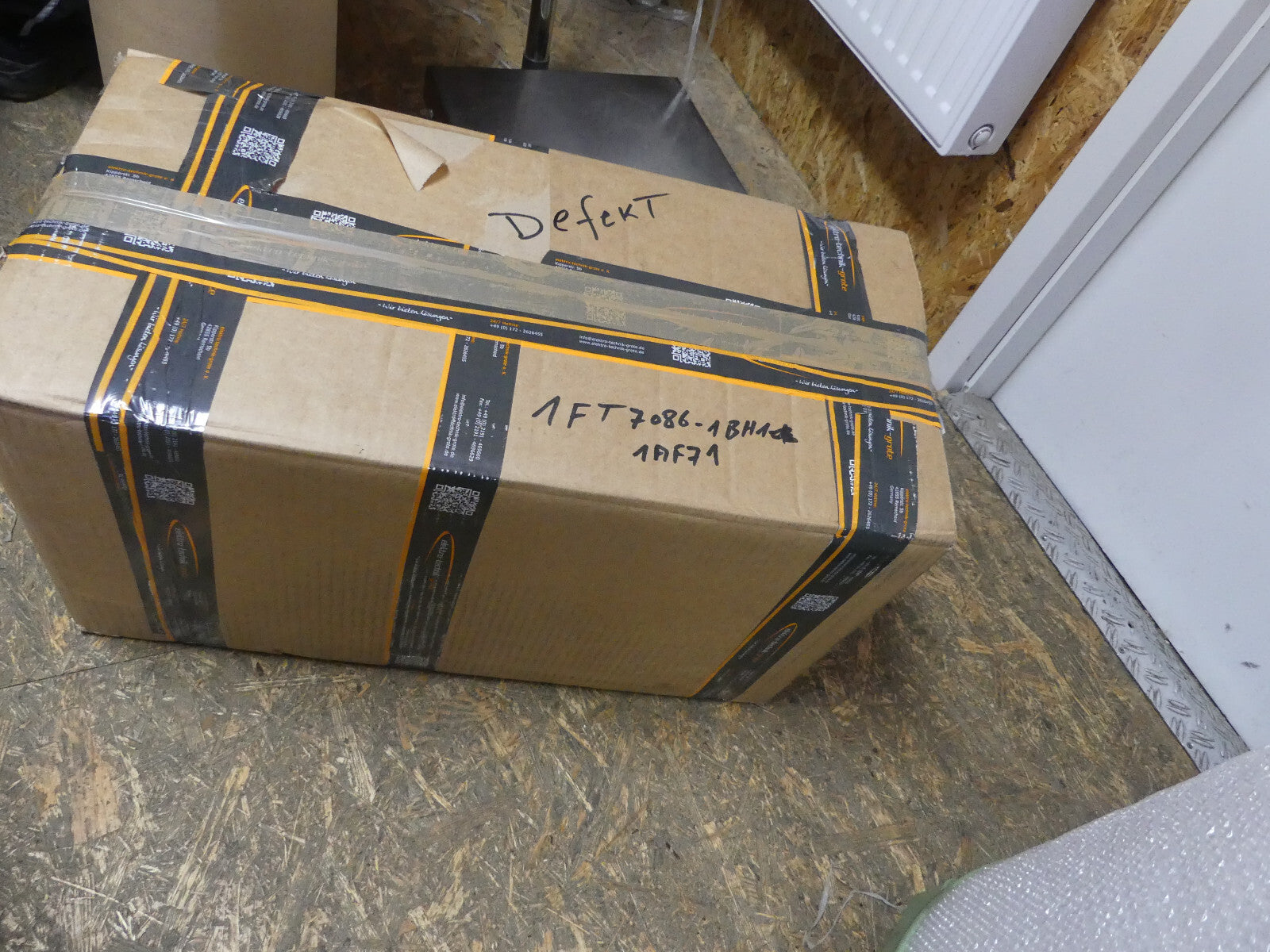 SIEMENS 1FT7086-1AF71-1BH1  1FT70861AF711BH1 defekt