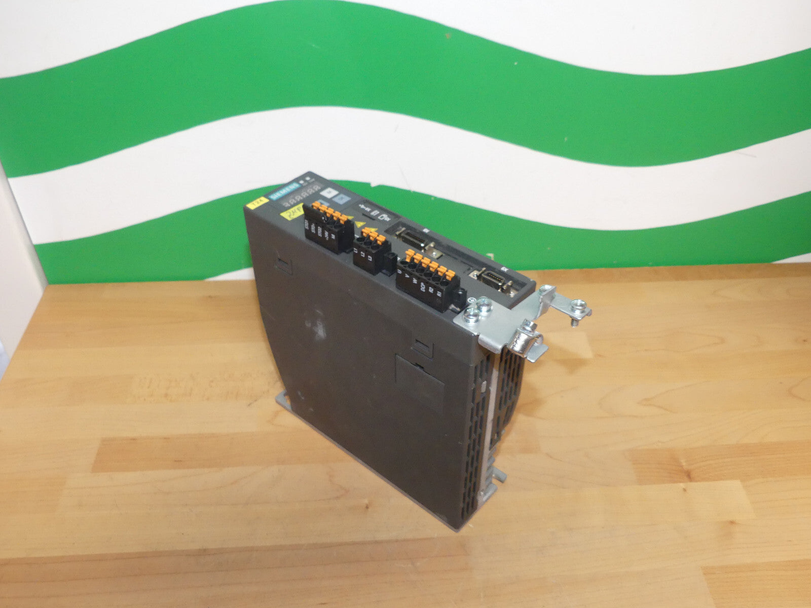 Siemens Sinamics Frequenzumrichter 6SL3210-5FB10-2UF0 6SL3 210-5FB10-2UF0 FS.01