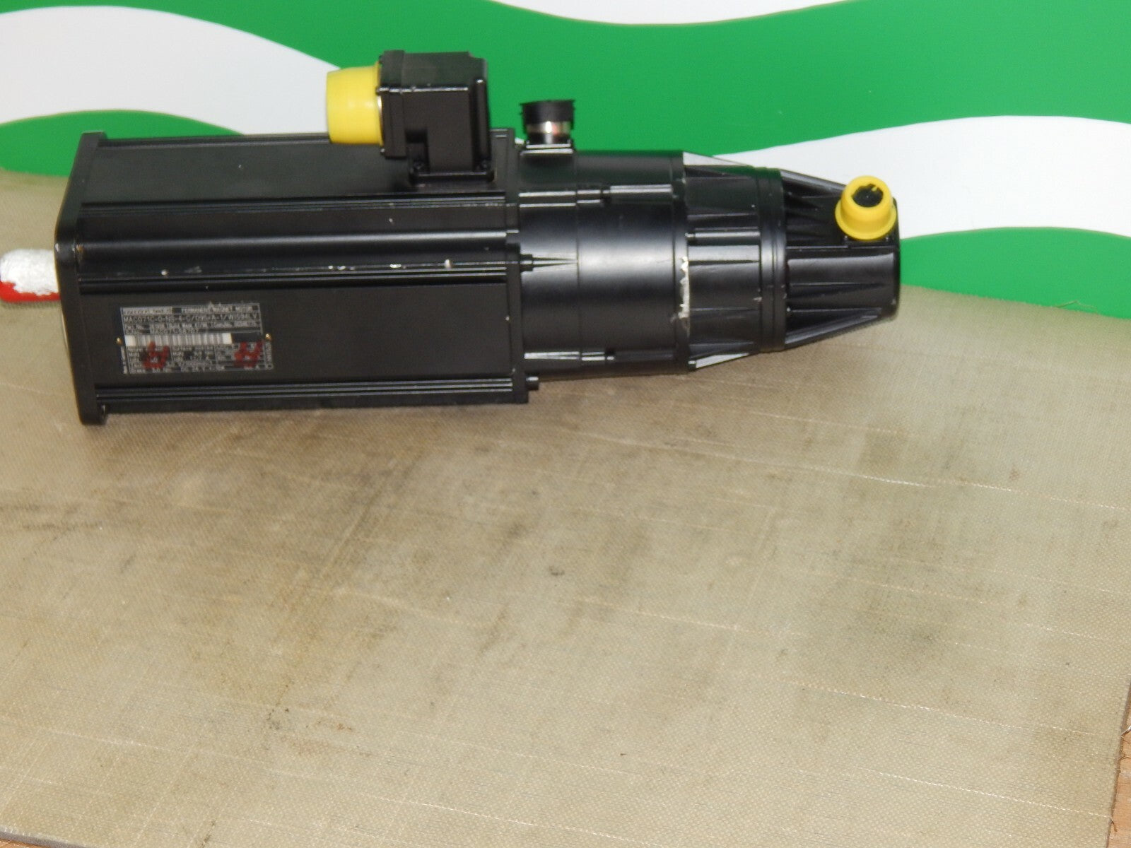 Indramat Servomotor MAC071C-0-NS-4-C/095-A-1/WI594LV