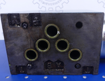 Bosch Wegeventil 0810001830 081WV10P1V1070ES024