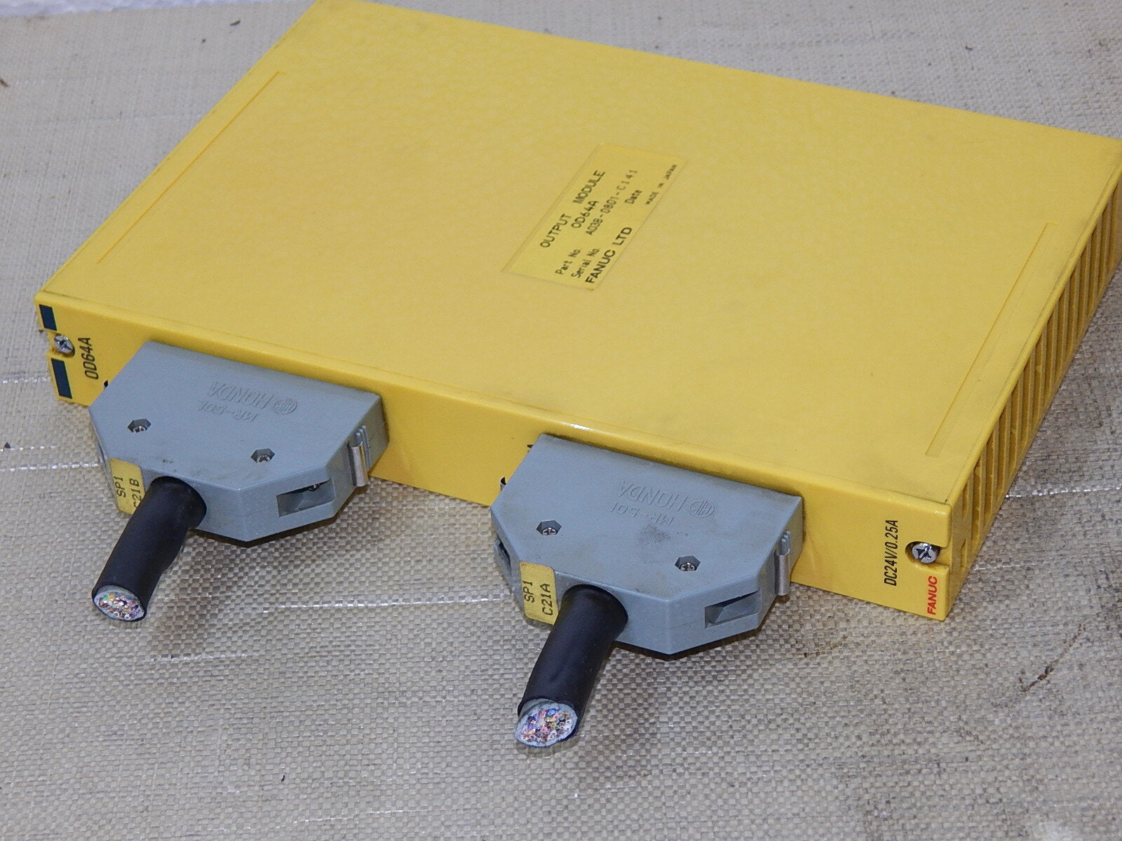 Fanuc 0D64A Output Modul A03B-0801-C141 used