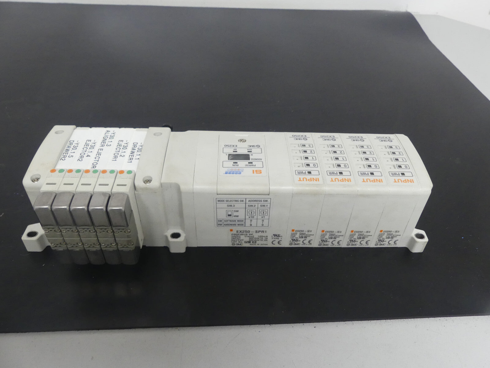 SMC SI Unit EX250 - SPR1 ProfiBus EX250SPR1+4XEX250-1E3+VQC1-QQ162 s.Bilder