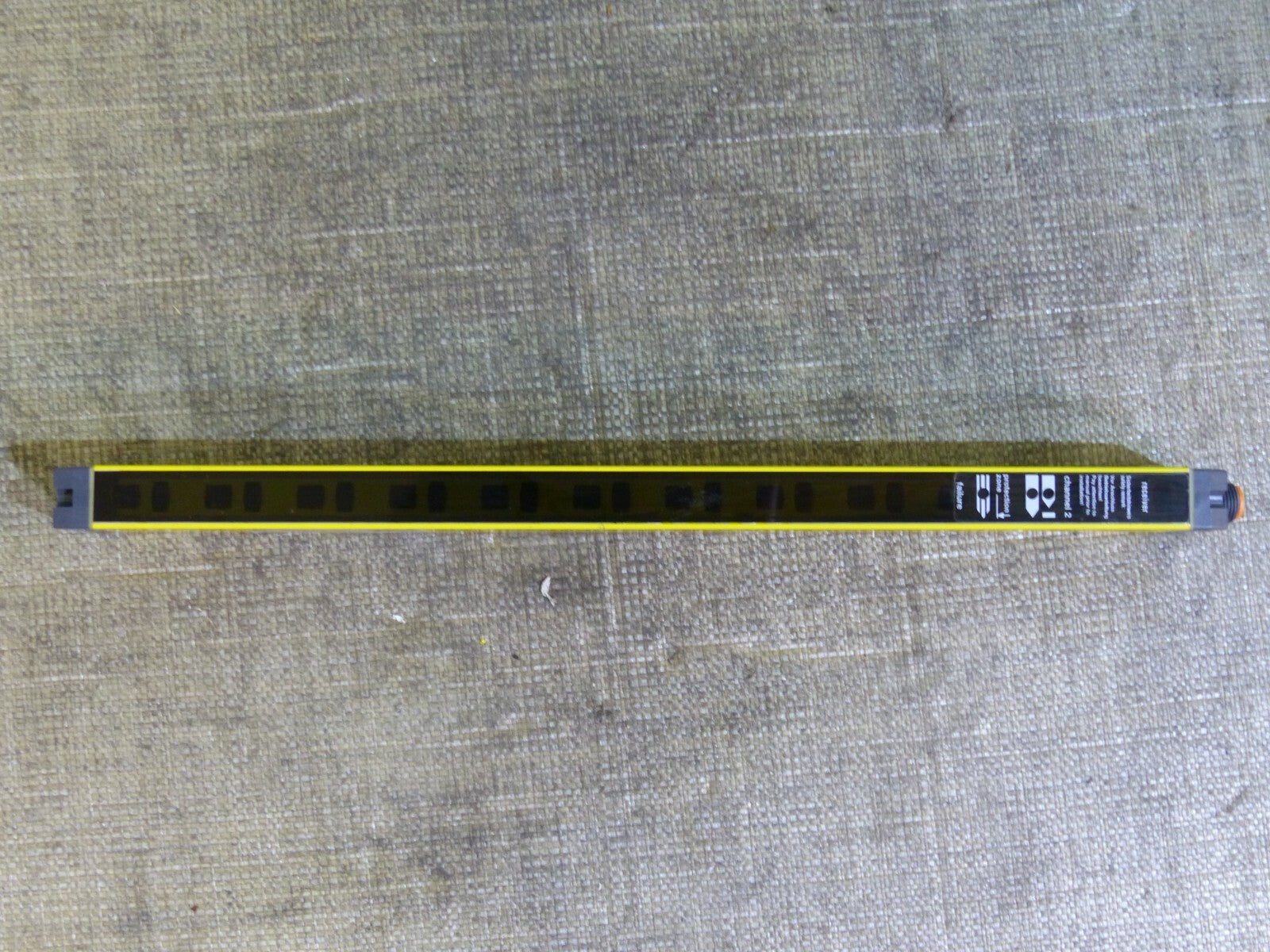 Leuze Electronic ER30-225