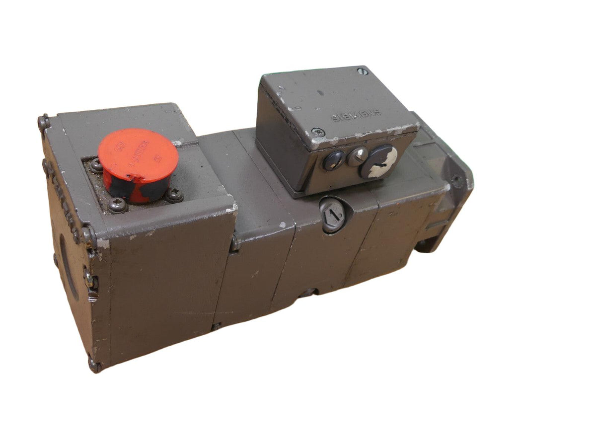 Siemens Permanent Magnet Motor 1HU5040-0AC01-Z    1HU5 040-0AC01-Z