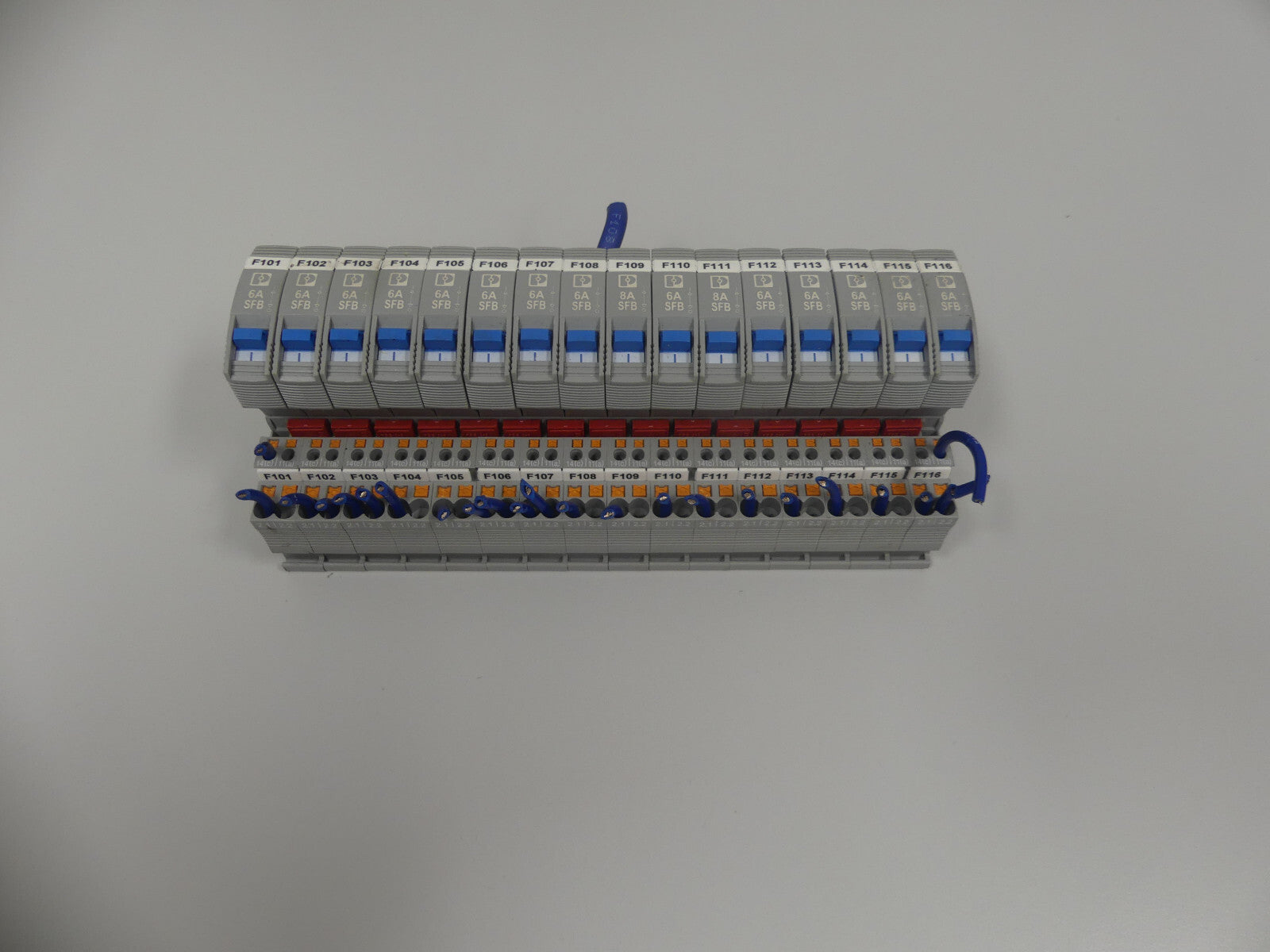 16x Phoenix Contact CB TM1 6A SFB P