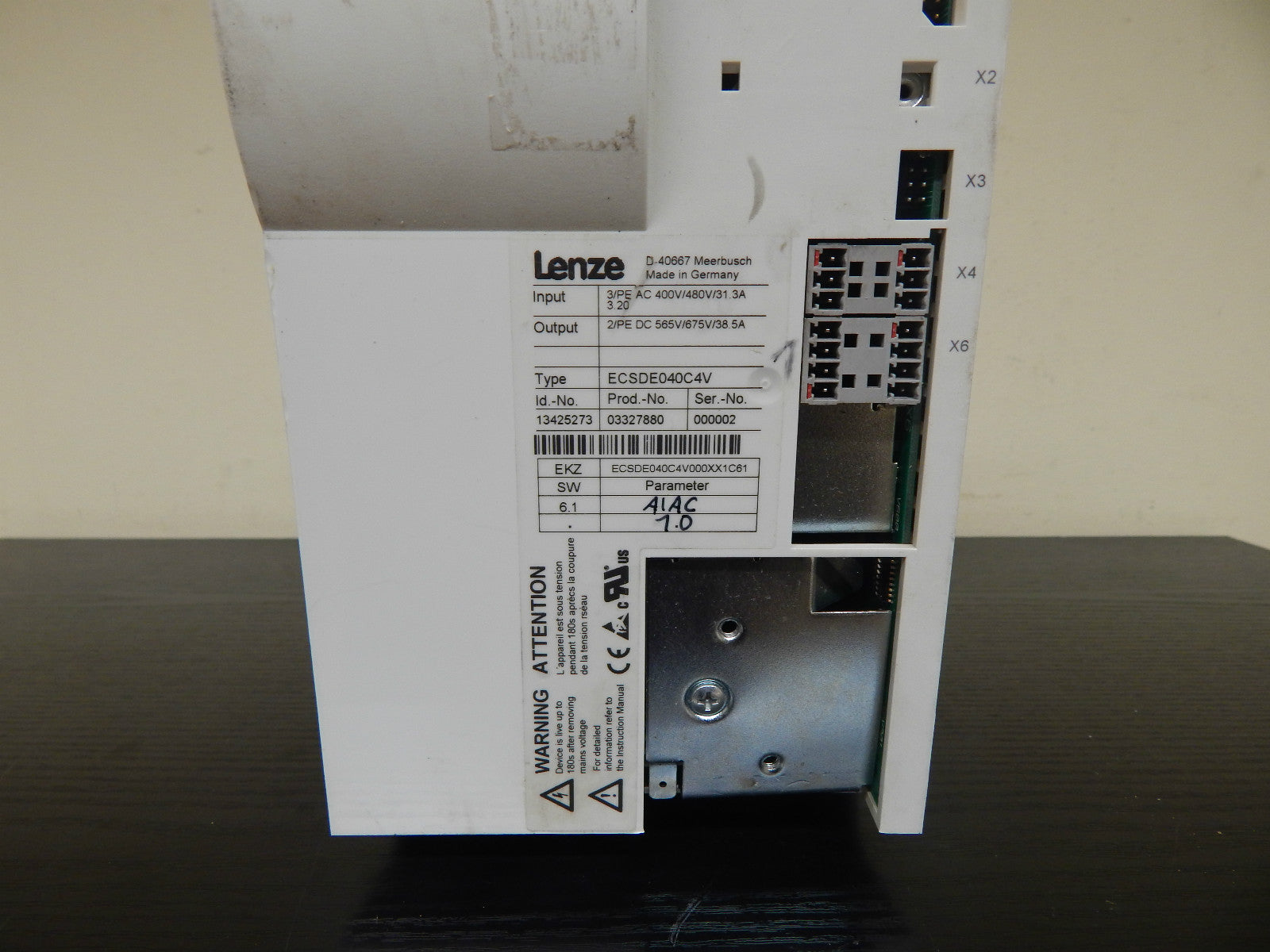 Lenze ECSDE040C4V Servo Drive