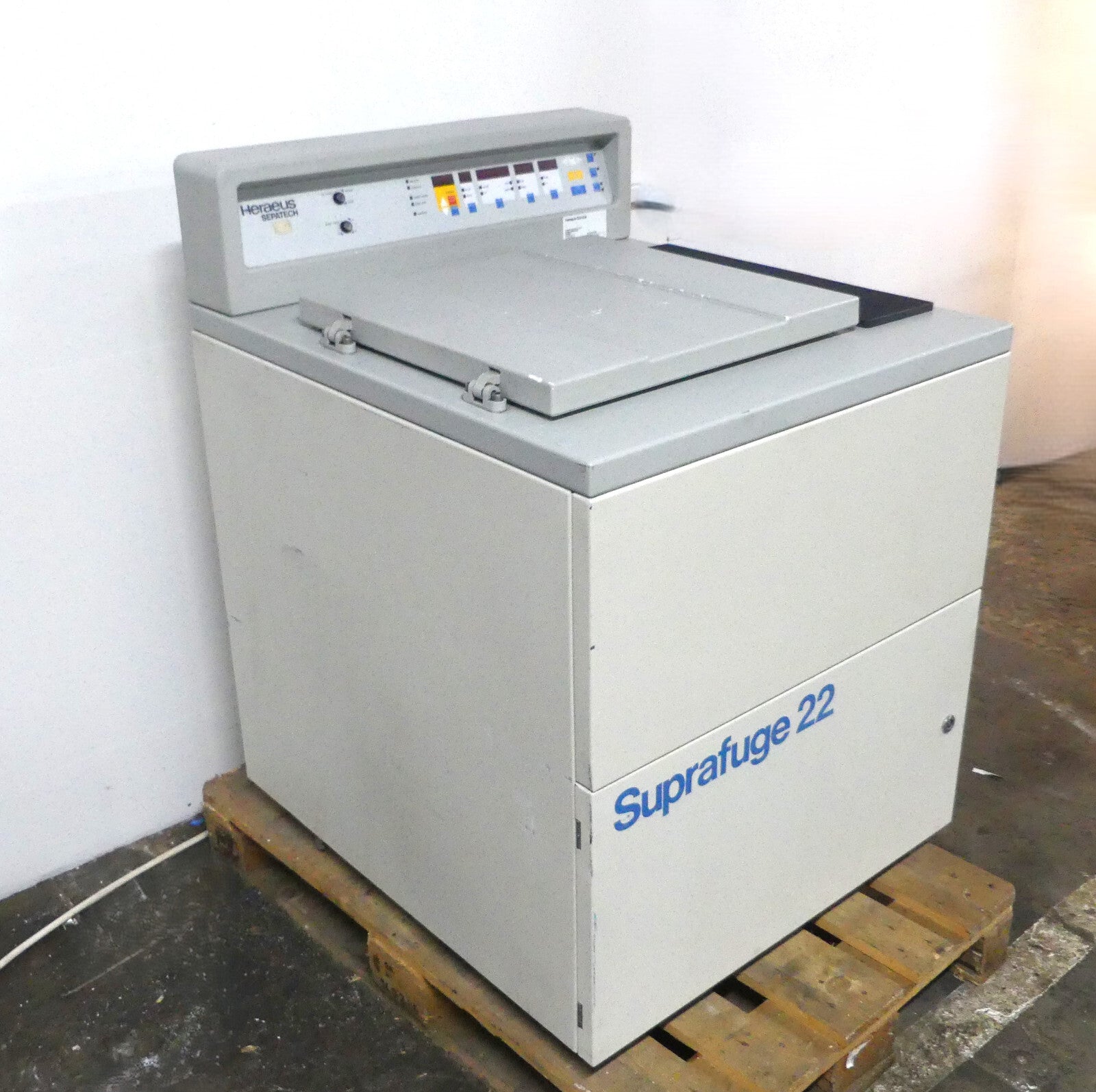 Heraeus – Centrifuge suprafuge 22