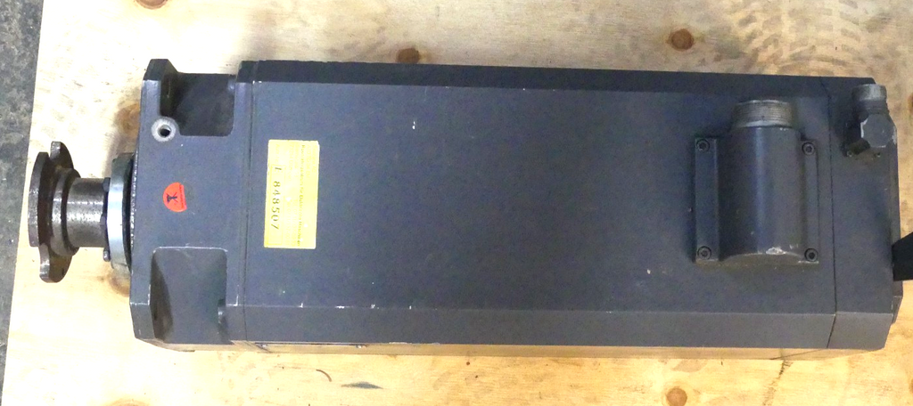 SIEMENS 3~BRUSHLESS-SERVOMOTOR   1FT6108-8AC71-1EH1 Used