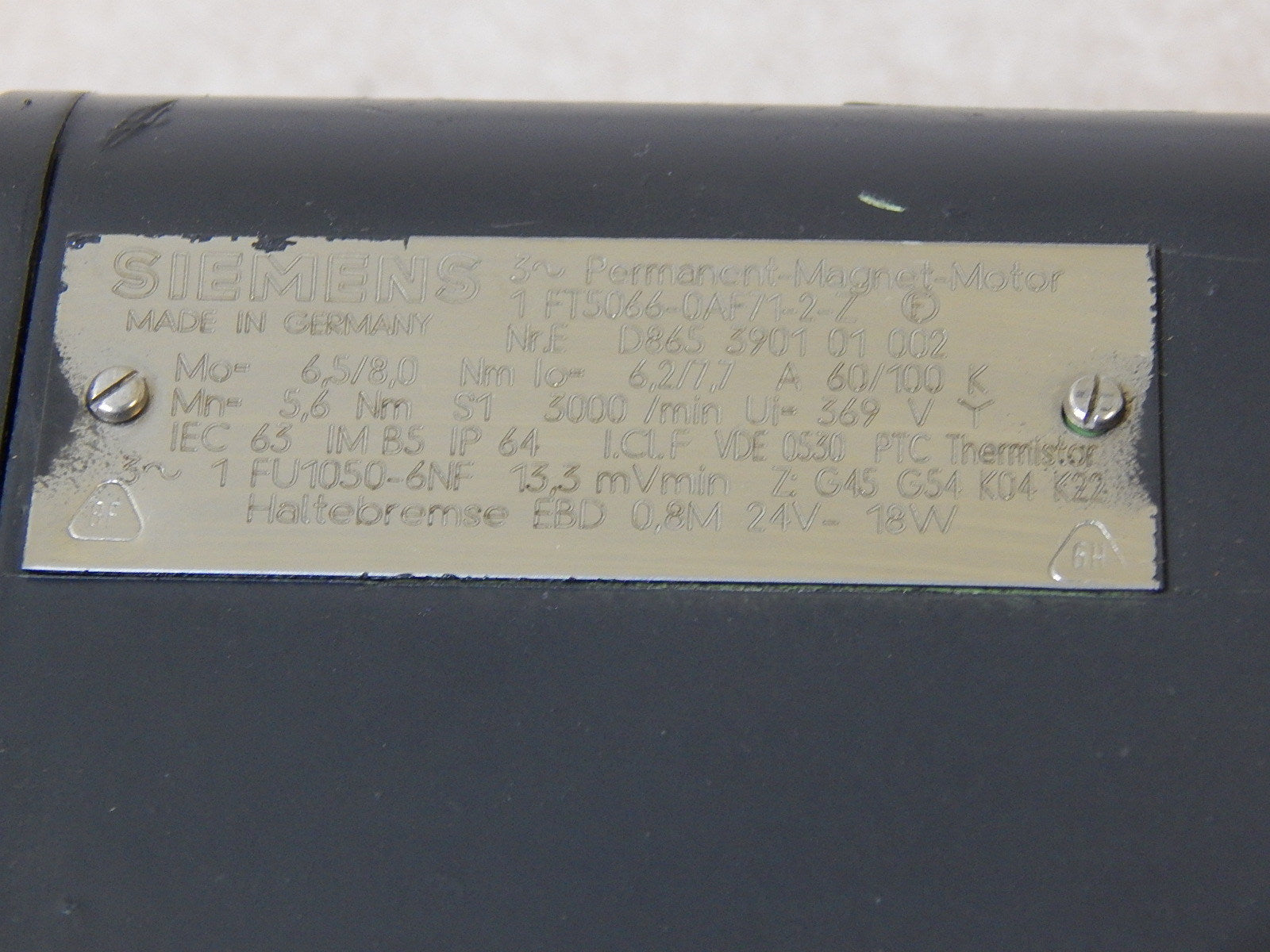 Siemens  1FT5066-0AF71-2-Z  3~ Permanent-Magnet-Motor Used