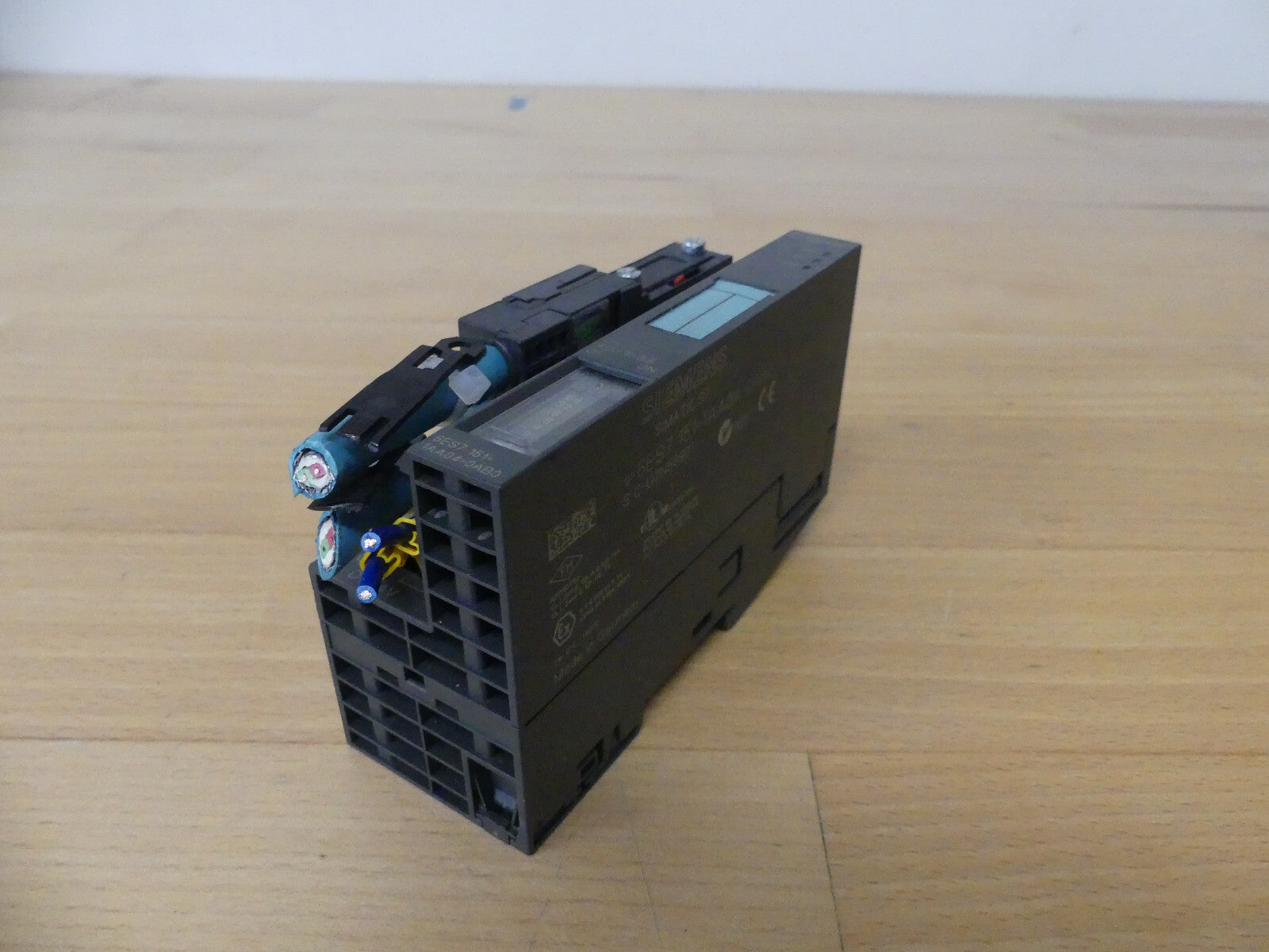 SIEMENS 6ES7 151-1AA04-0AB0