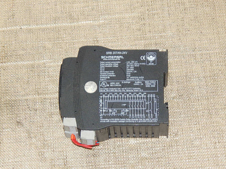 Schmersal  SRB 207AN-24V Sicherheitsrelais used