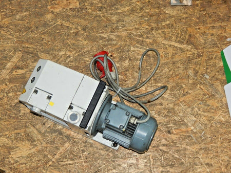 LEYBOLD TRIVAC D16B  Vakuumpumpe
