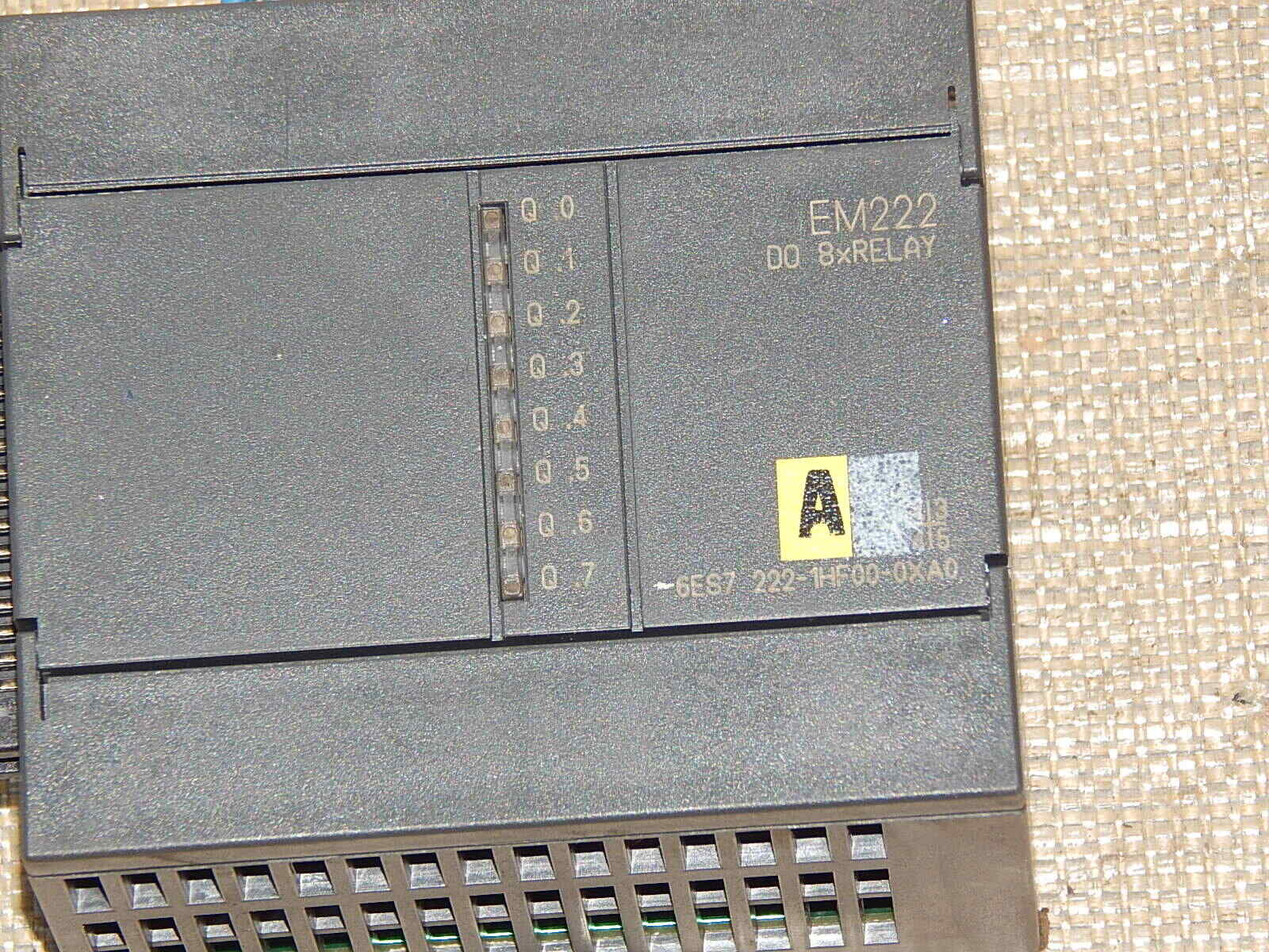 Siemens simatic S7 6ES7 222-1HF00-0XA0 // 6ES7222-1HF00-0XA0 / E.03