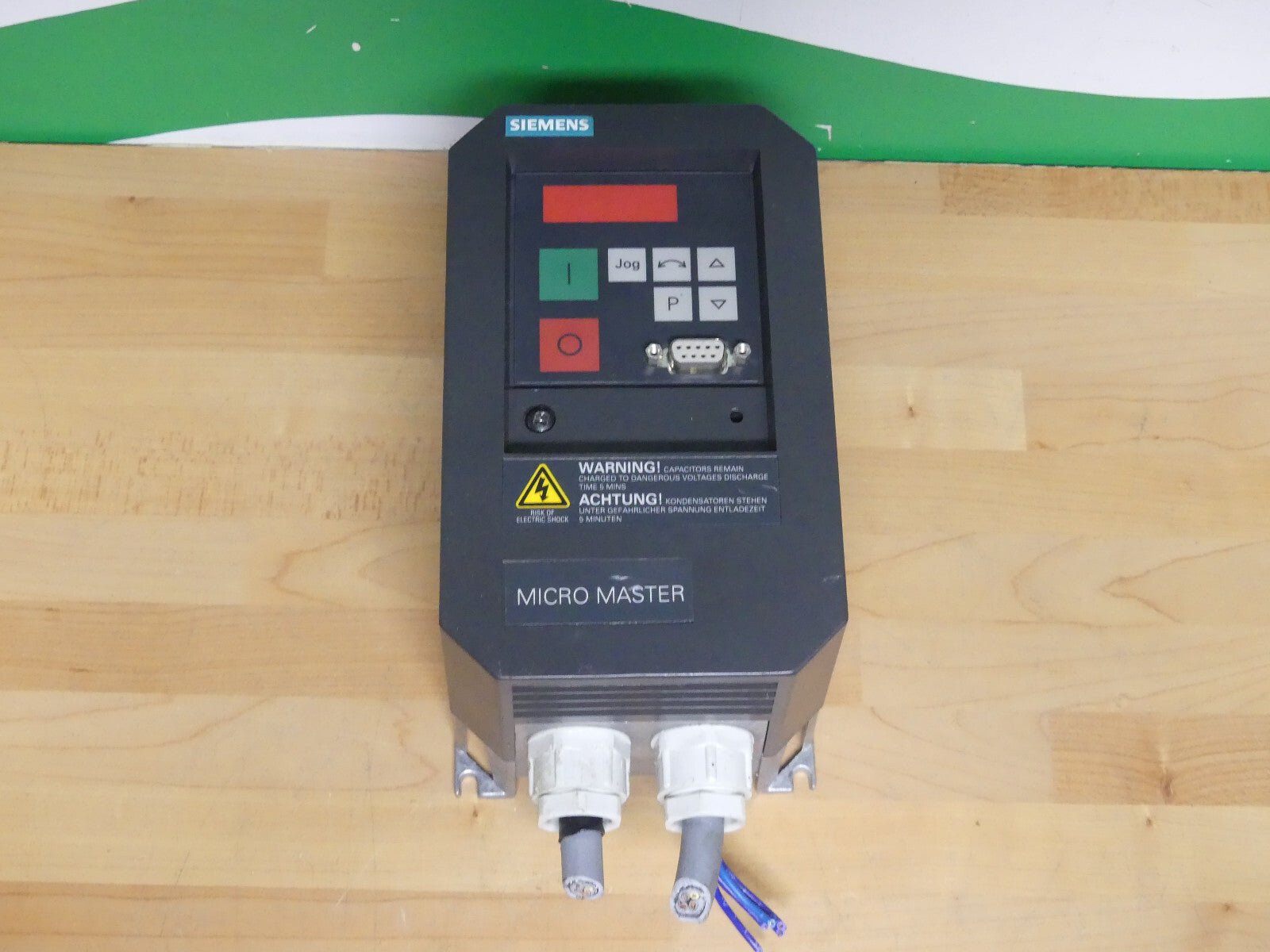 SIEMENS 6SE3112-1BA40  USED  MICROMASTER 0,37kW