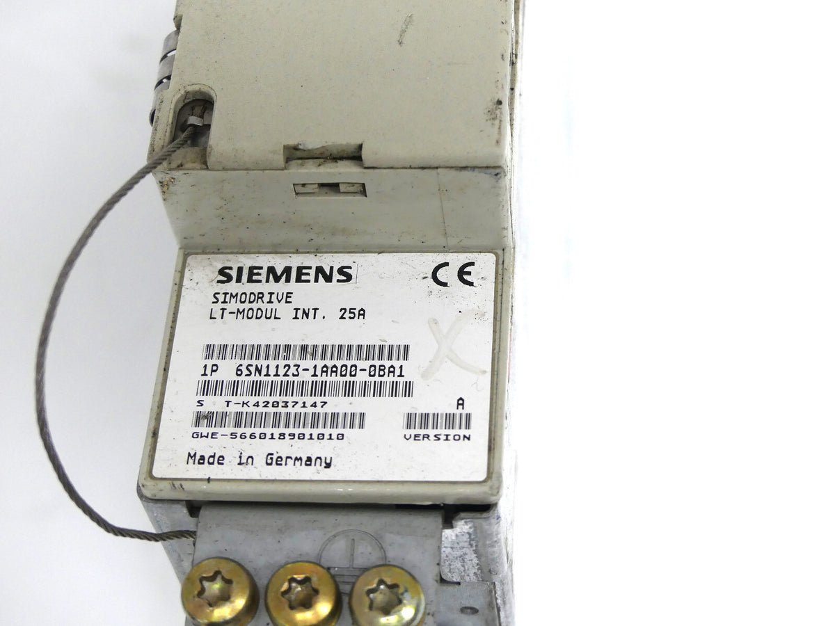 Siemens  6SN1123-1AA00-0BA1 (leicht beschädigt)