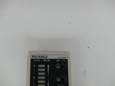 Keyence  SJ-F100W  Steuergerät 