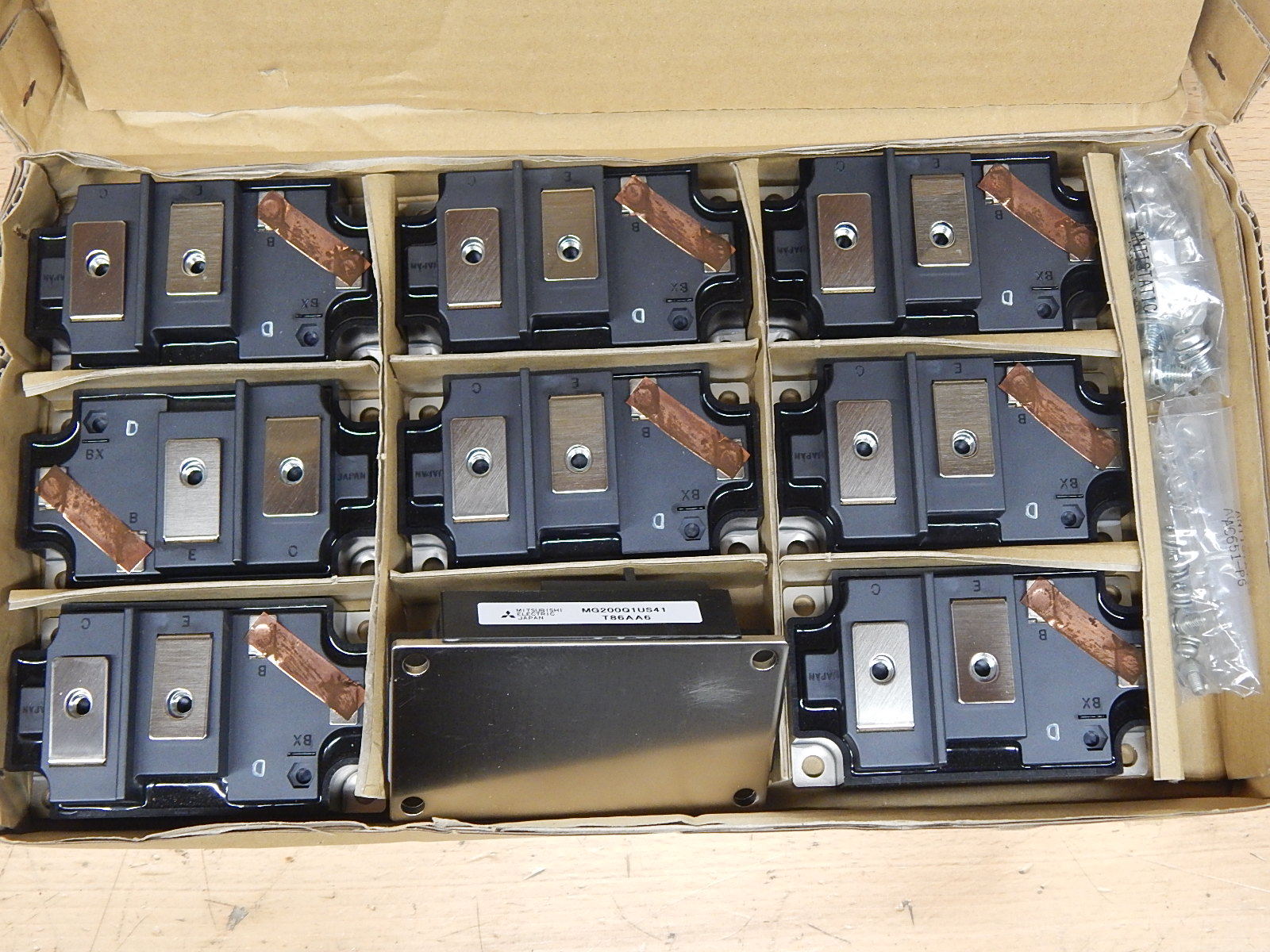  1 x Mitsubishi IGBT Modul MG200Q1US41 Neu 1Stück