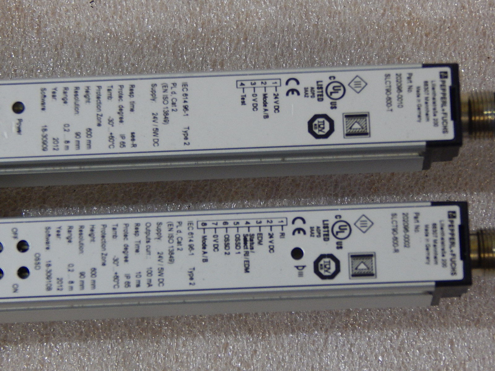 Pepperl + Fuchs  SLCT90-600-T + SLCT90-600-R  s.Bitte Bilder