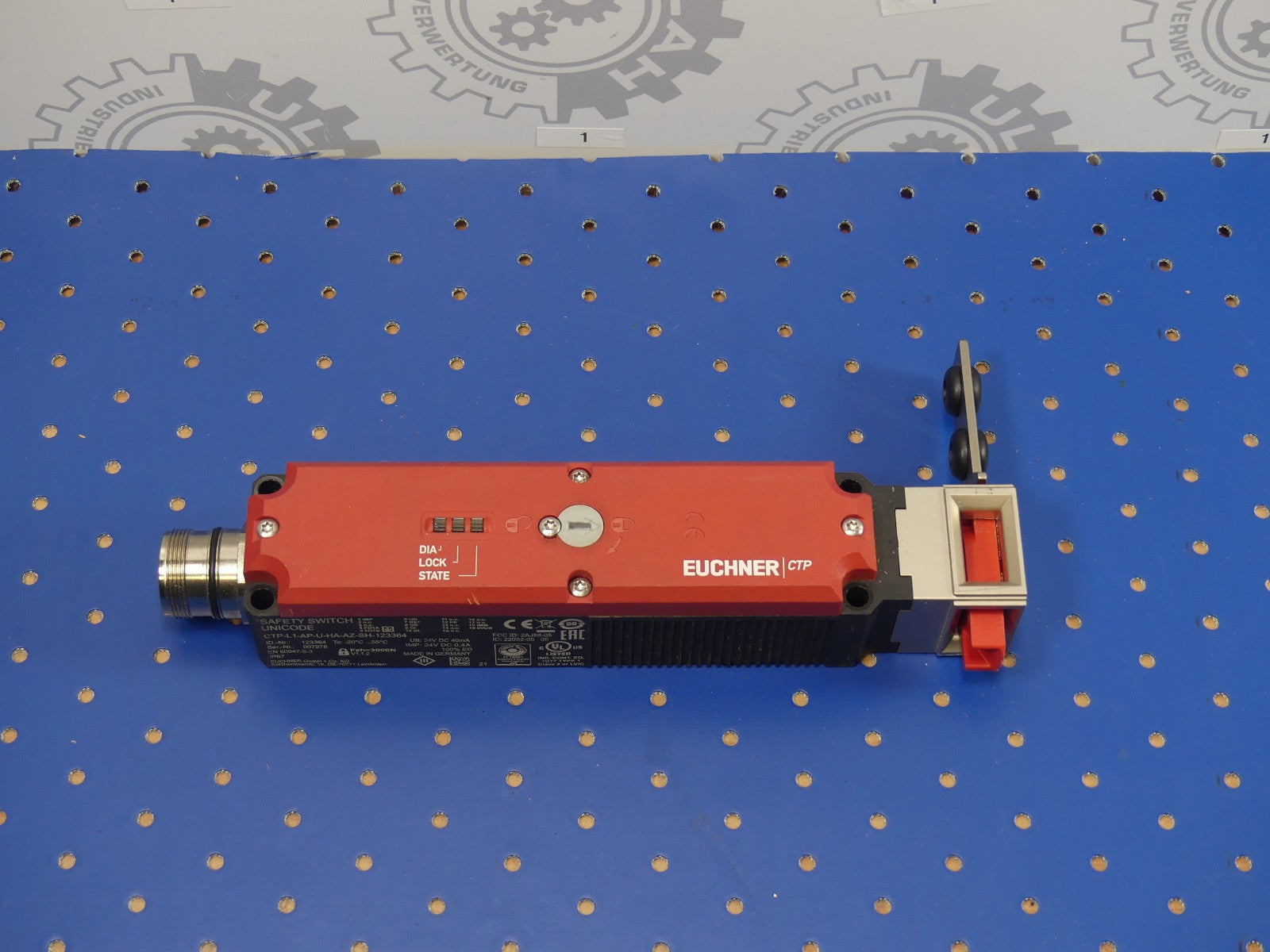 euchner CTP-L1-AP-U-HA-AZ-SH-123364