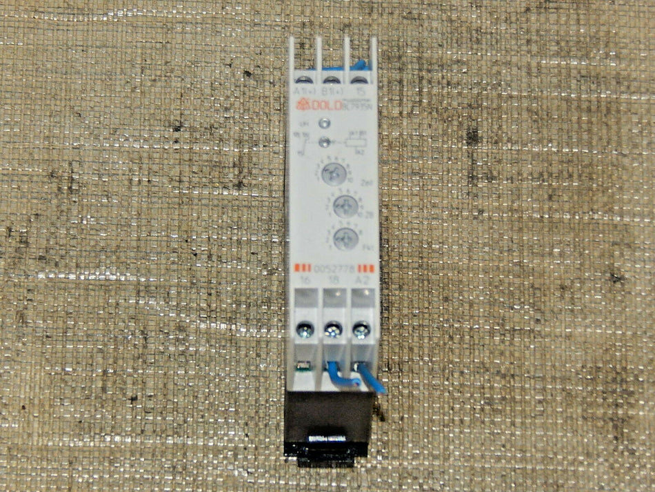 E.Dold & Söhne   BC7935N.81 Multifunktionsrelais used