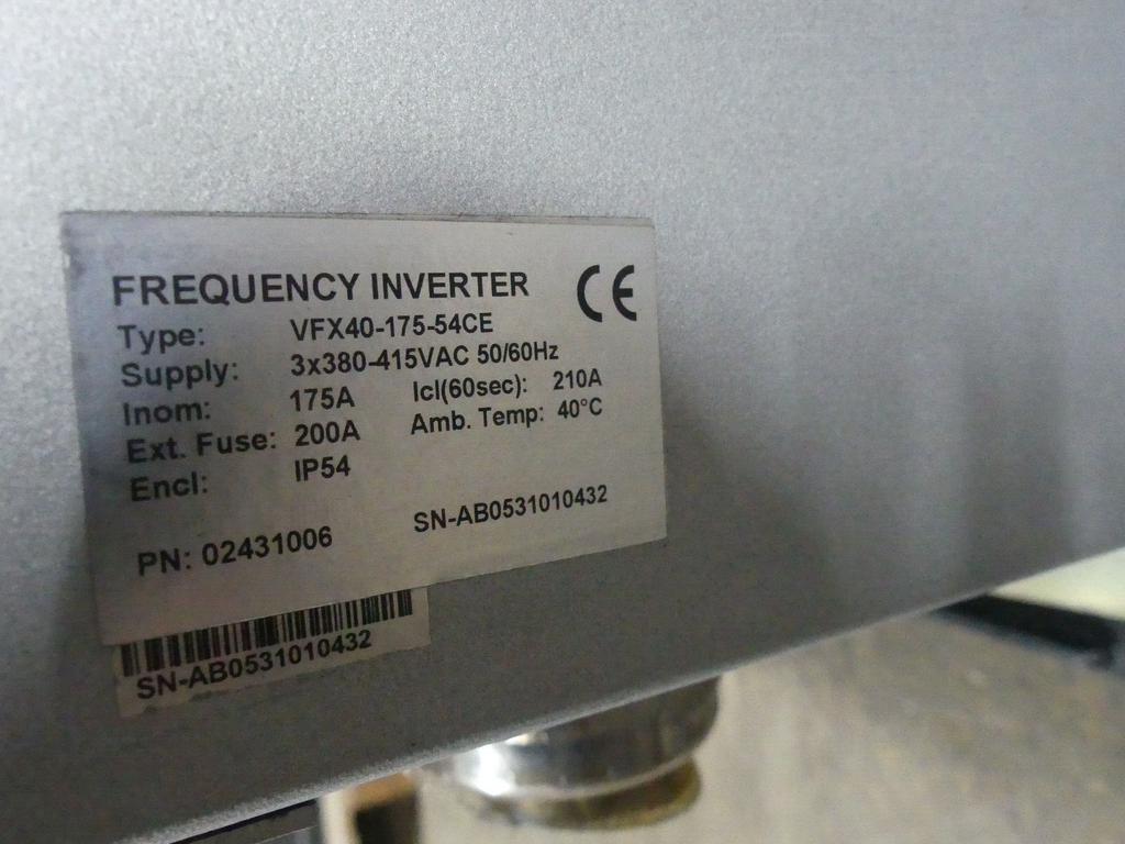 EMOTRON  VFX40-175-54CE Frequenzumrichter