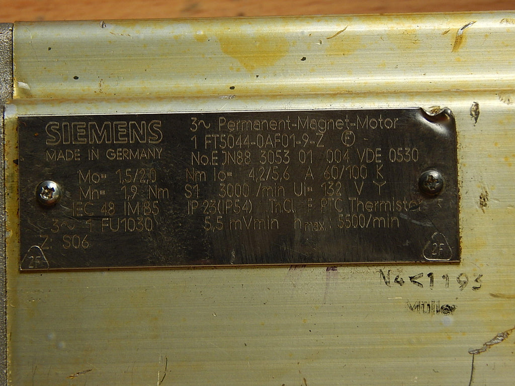 Siemens 3~Permanent Magnet Motor 1FT5044-0AF01-9-Z = 5500/min  Used s.Bilder