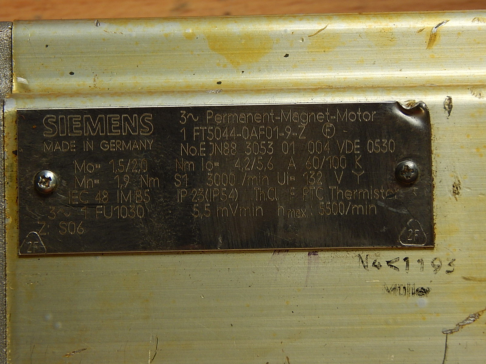 Siemens 3~Permanent Magnet Motor 1FT5044-0AF01-9-Z = 5500/min  Used s.Bilder