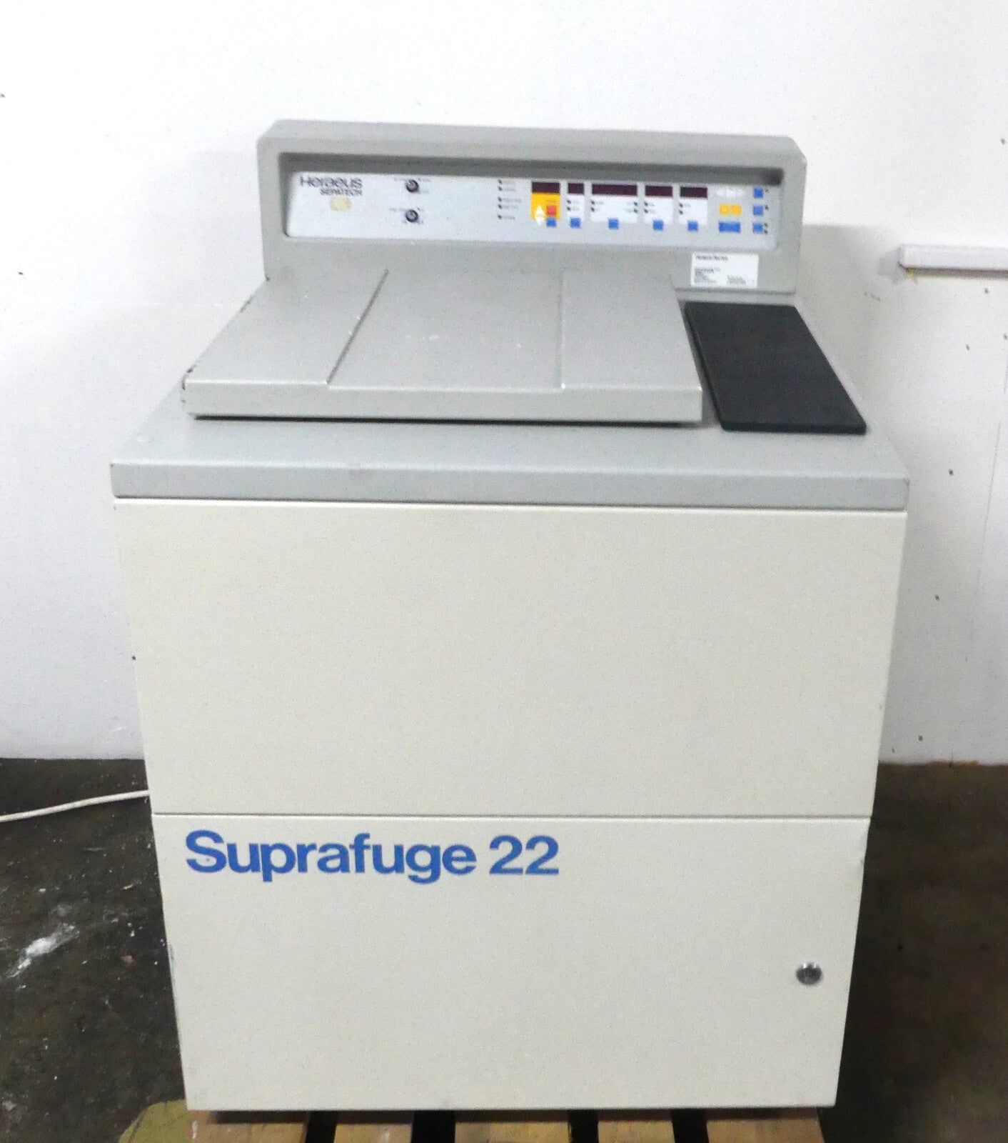 Heraeus – Centrifuge suprafuge 22
