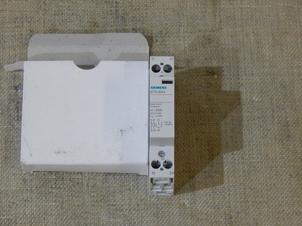  Siemens Installationsschütz 5TT5802   Reiheneinbau 5TT5 8022 New