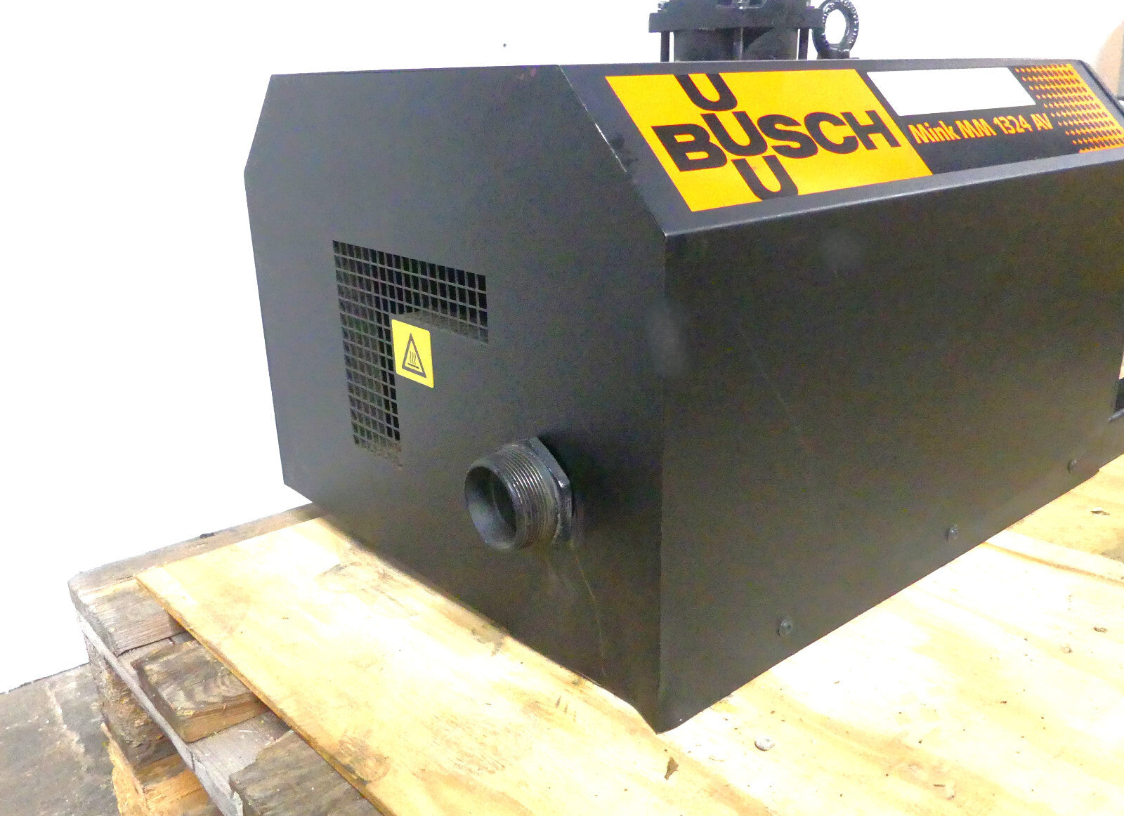 BUSCH Vacuum pump MM 1324 A V03