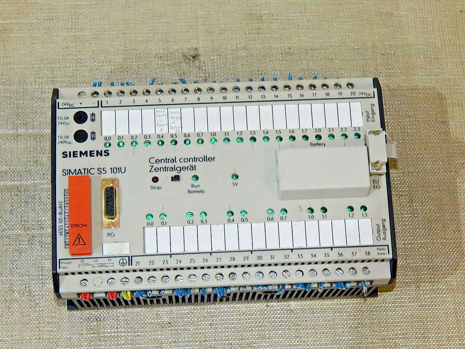 SIEMENS Simatic S5 101U, 6ES5 101-8UA12 Zentralgerät Central Controller  used