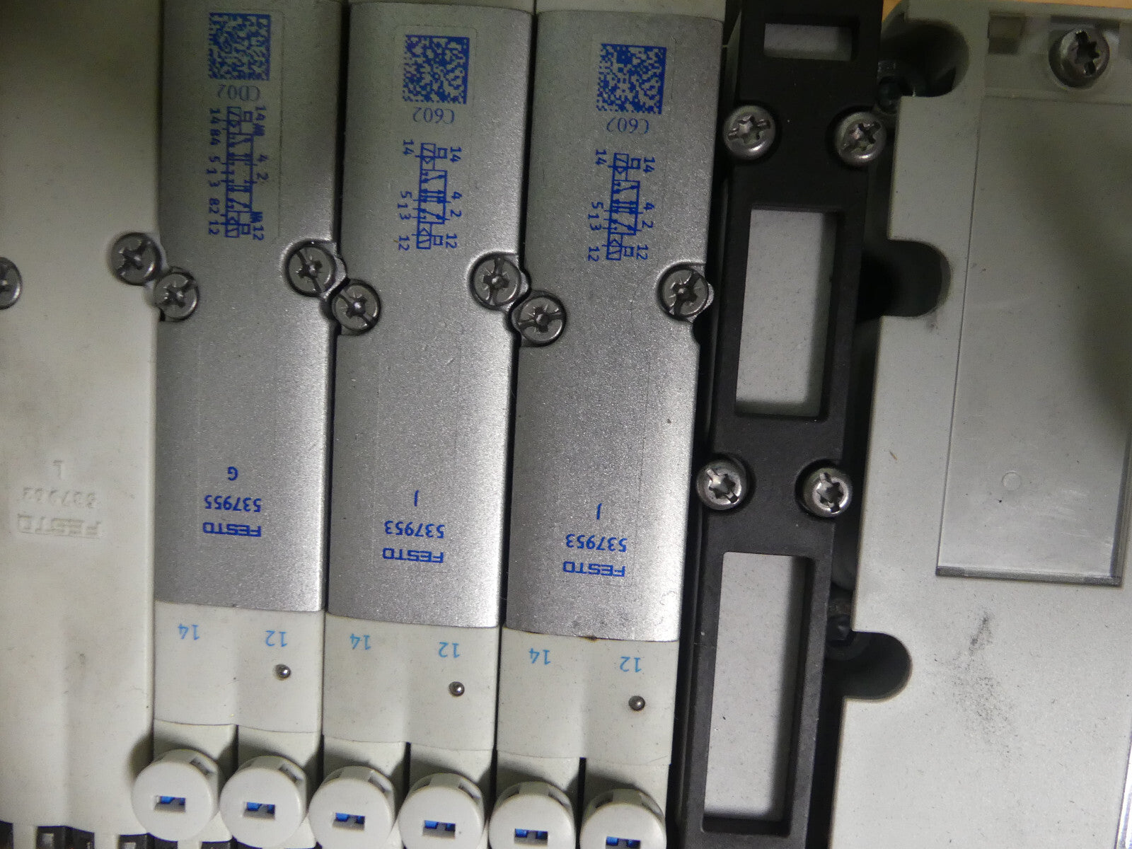 FESTO CPX-M-GE-EV-S-PP-5POL+MPA2-FB+3x CPX-M-GE Ventilinsel s.Bilder