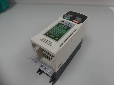 Emerson Unidrive 1,5 KW  M300-024 00042 A101 00 AB100