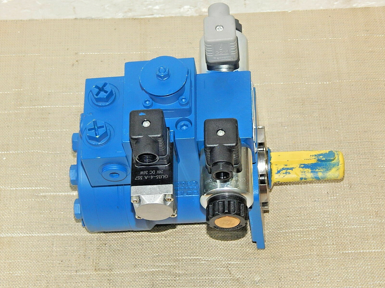  Rexroth Hydraulikmotor GMRP 160W21/MA1-22G24-01S+4WE 6 E62/EG24K4  unused 