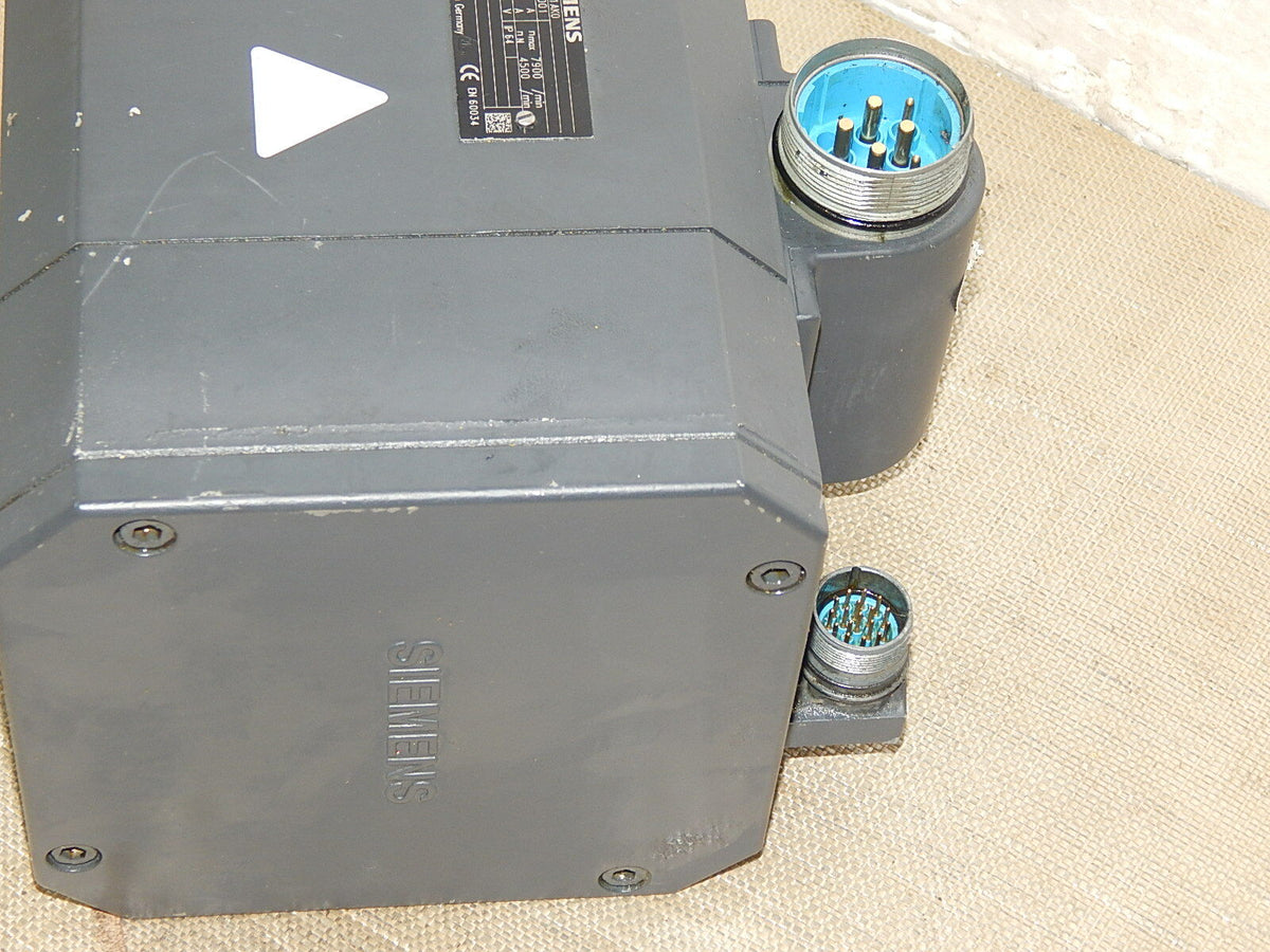 Siemens  3~  Motor  1FT6081-8AH71-1AK0  Used