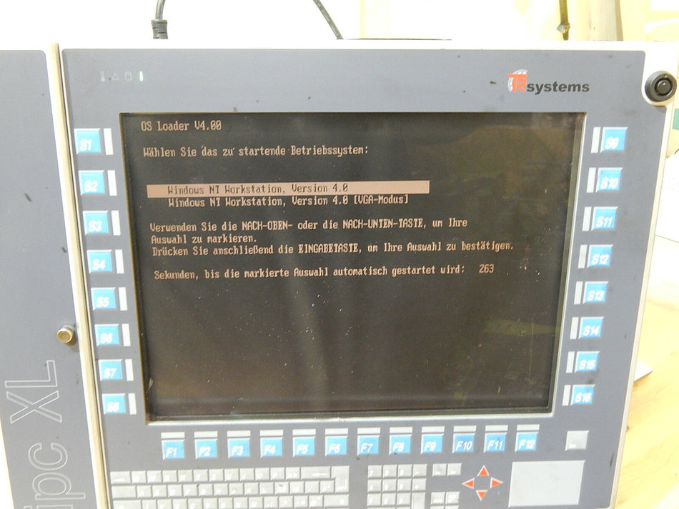 TRS 790-00352 Industrie Touchscreen PC  MIPC-XL-TFT  used