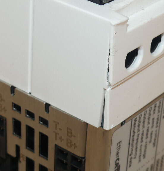 Beckhoff AX8206-0200-0000 Doppelachsmodul Leicht Beschädgit s.Bilder