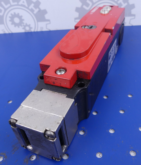 EUCHNER STA3A-2131A024L024RC18  099658  Sicherheitsschalter