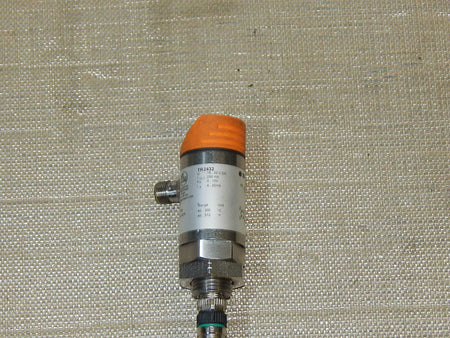  IFM TR2432 Messbereich: -40 - 300°C  used s.Bilder