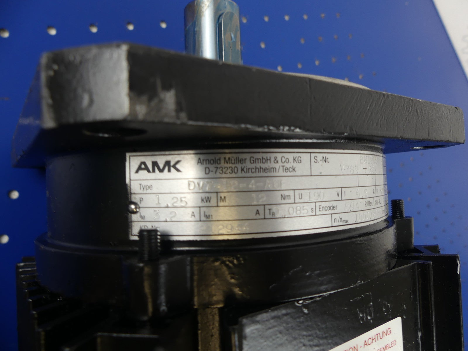 AMK DV7-12-4-ABF