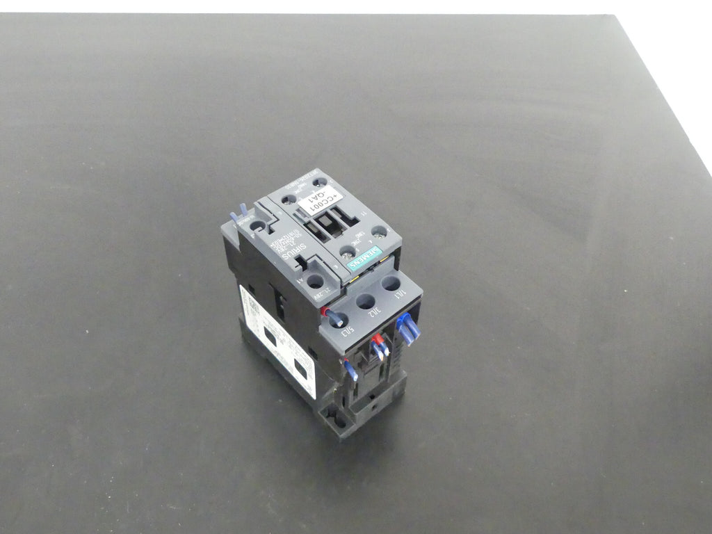 SIEMENS 3RT2026-1NB30   3RT20261NB30 used