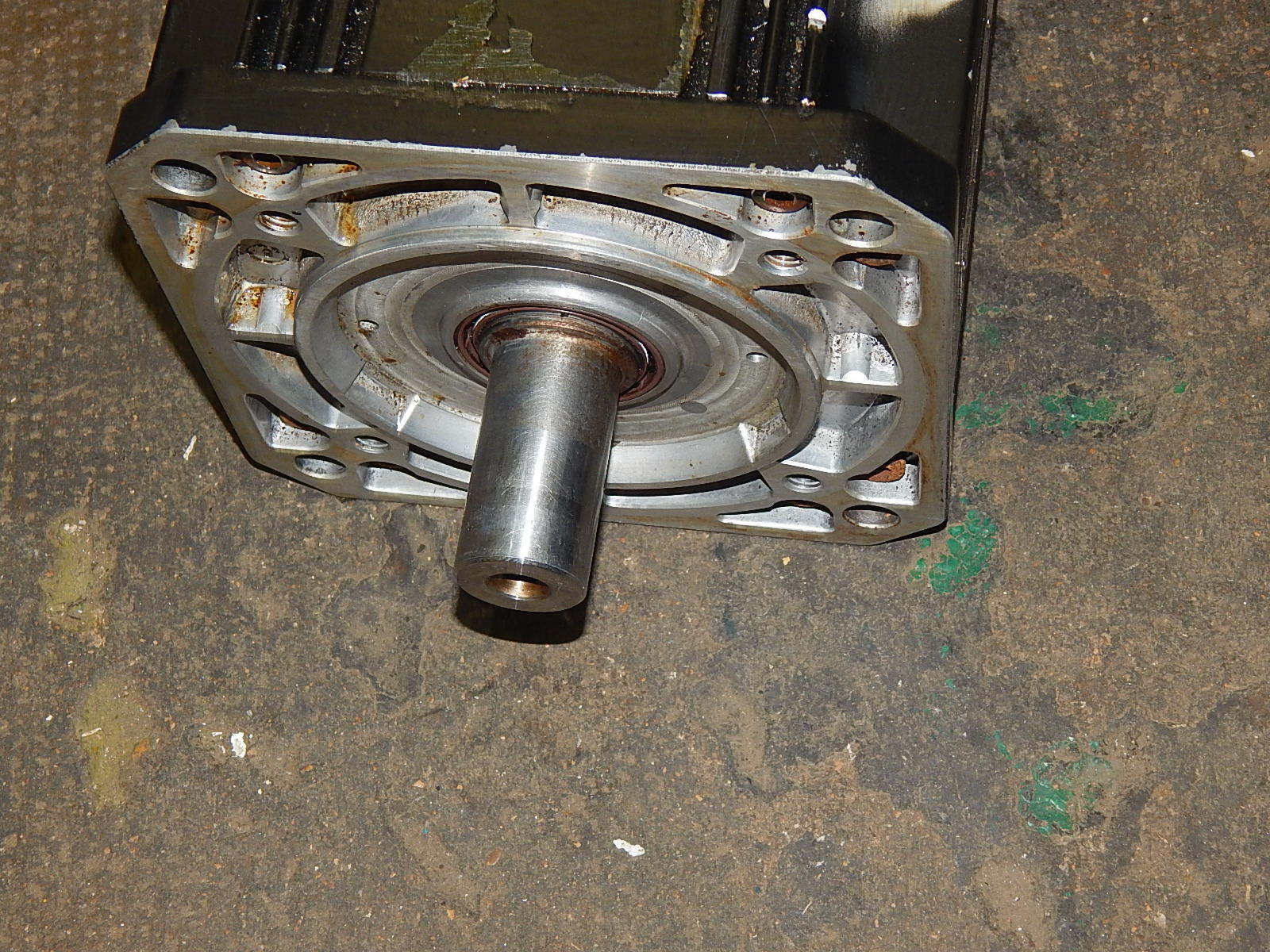 REXROTH INDRAMAT  MHD112C-024-PG0-BN